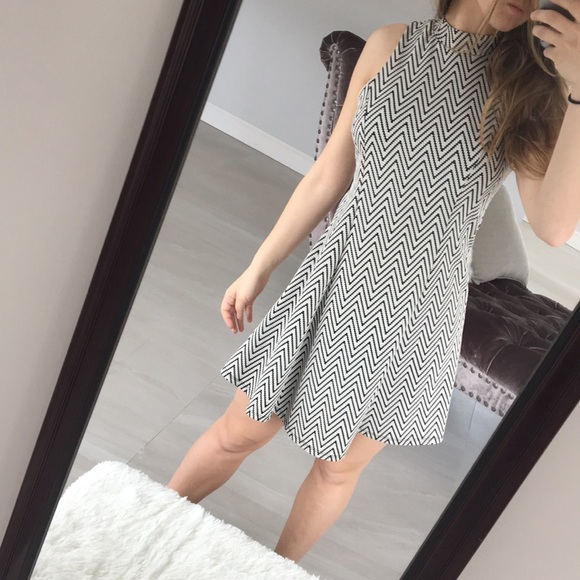 🎲HP🎲 Monteau Stripped Dress - Picture 6 of 7